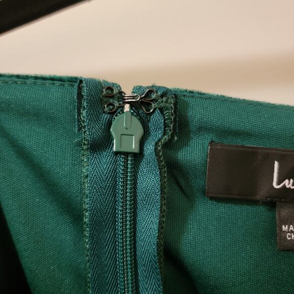 Lulus NWT Living it‎ Luxe Taupe Velvet Tulip Mini Dress Emerald Green Size L - Picture 5 of 13